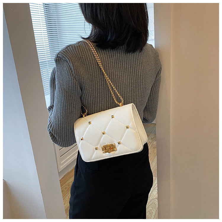 Summer Rivet Fashion Popular Chain Crossbody Shoulder Bag