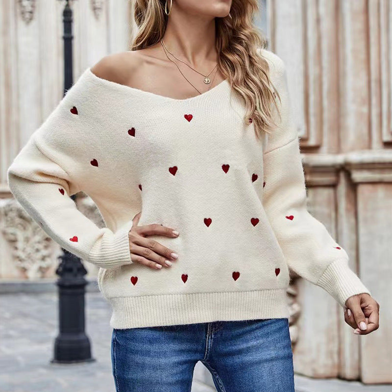 Women's Long-sleeved Pullover Sweater Solid Color Heart-shaped Jacquard Knitted Top